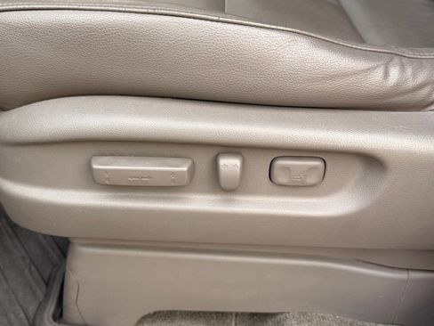 Used 2011 Honda Odyssey EX-L image 11