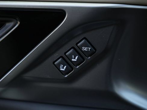 Used 2023 Subaru Outback Limited AWD/4WD image 17