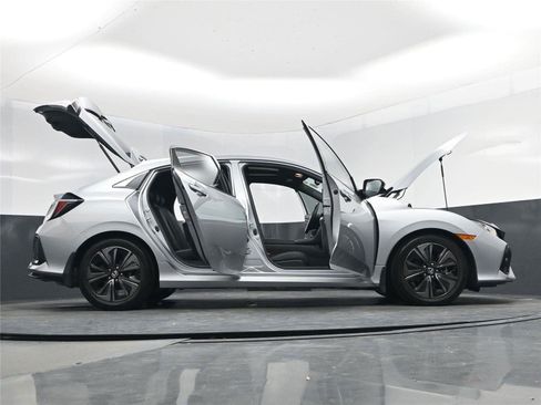 Used 2017 Honda Civic EX-L image 21