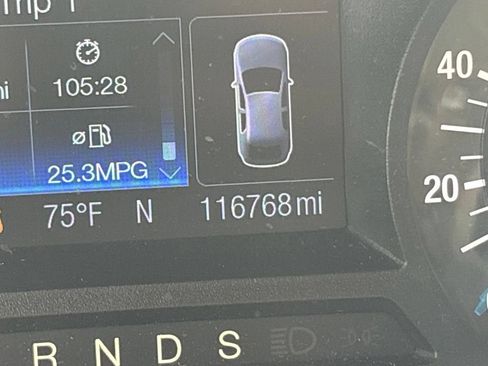 Used 2014 Ford Fusion SE FWD image 18