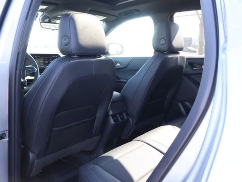 New 2026 Chevrolet Equinox LT w/ Convenience Package II image 38