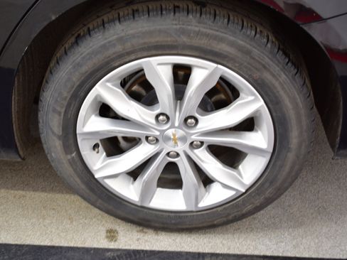 Used 2024 Chevrolet Malibu LT image 30