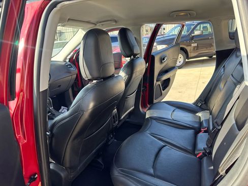 Used 2019 Jeep Compass Limited image 28