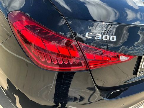 Used 2022 Mercedes-Benz C 300 Sedan image 39