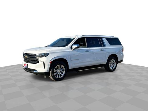 Used 2022 Chevrolet Suburban Premier image 4