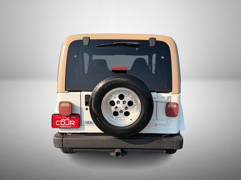 Used 1999 Jeep Wrangler Sahara AWD/4WD image 9