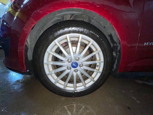 Used 2013 Ford C-MAX SE w/ Winter Pkg image 11