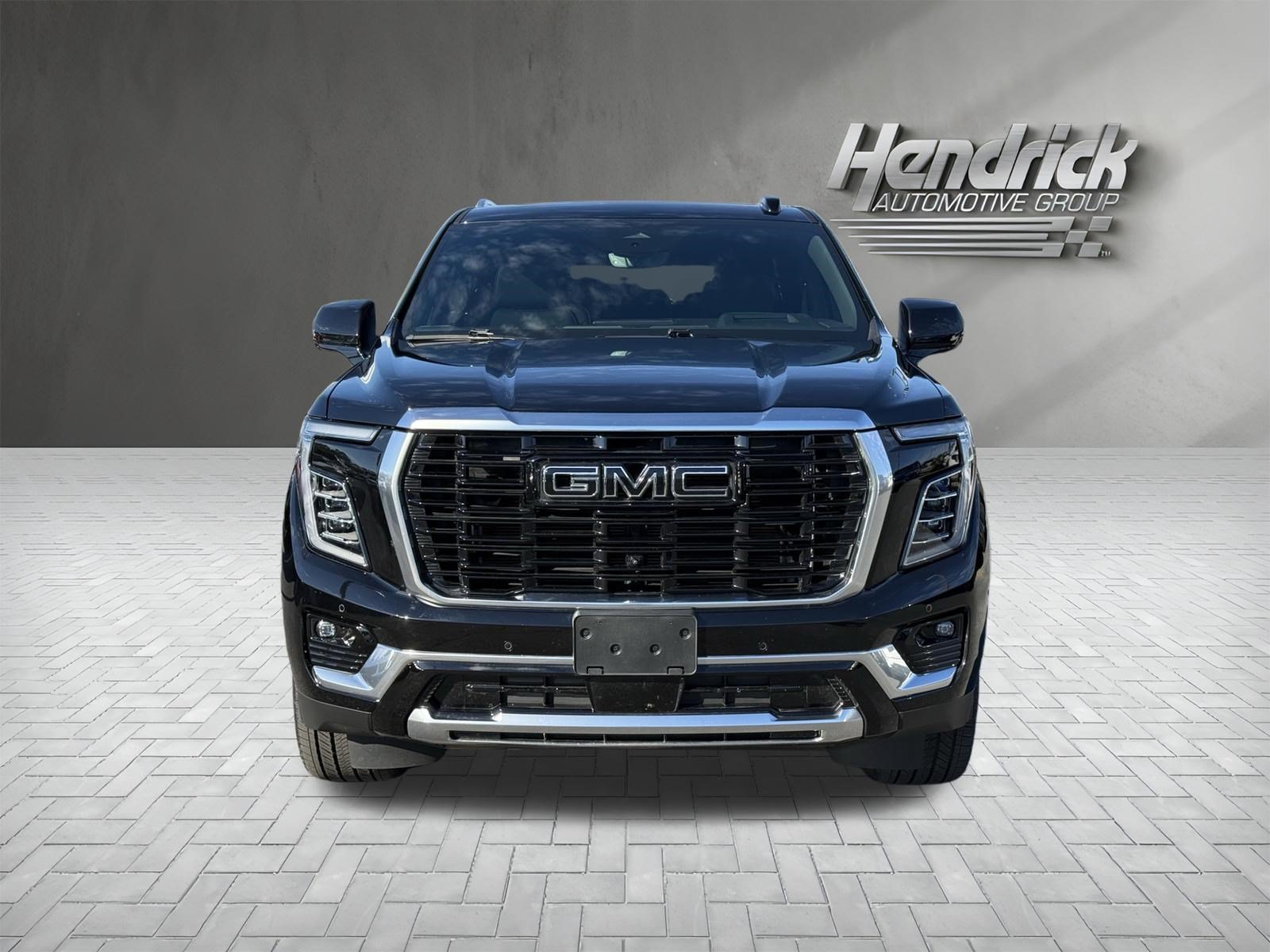 Used 2026 GMC Yukon Denali w/ Denali Reserve Package AWD/4WD image 3