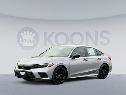 Used 2023 Honda Civic Sport image 1