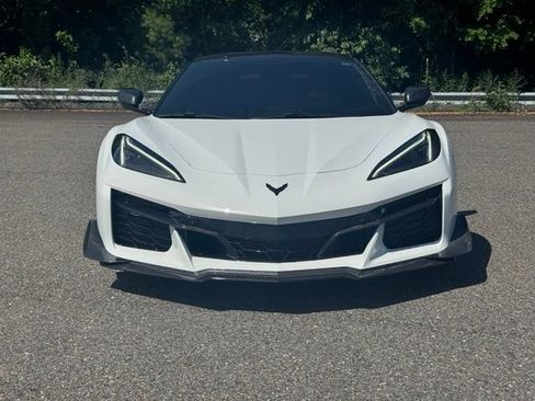 Used 2023 Chevrolet Corvette Z06 w/ Battery Protection Package RWD image 2