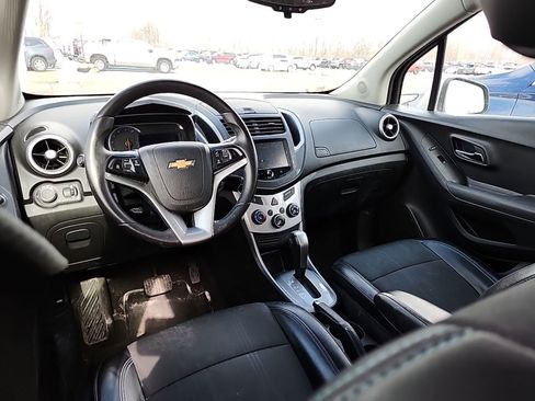 Used 2016 Chevrolet Trax LT w/ LT Convenience Package AWD/4WD image 5