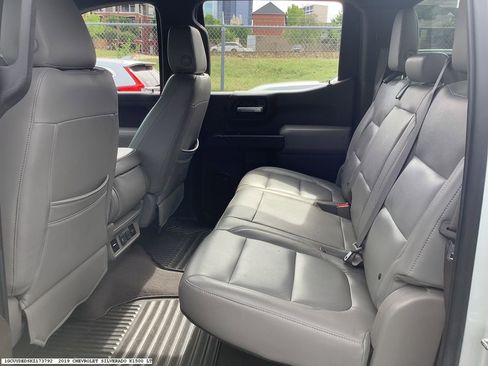 Used 2019 Chevrolet Silverado 1500 LT w/ Texas Edition AWD/4WD image 9