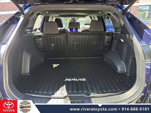 Used 2024 Toyota RAV4 SE w/ Weather & Moonroof Package AWD/4WD image 15
