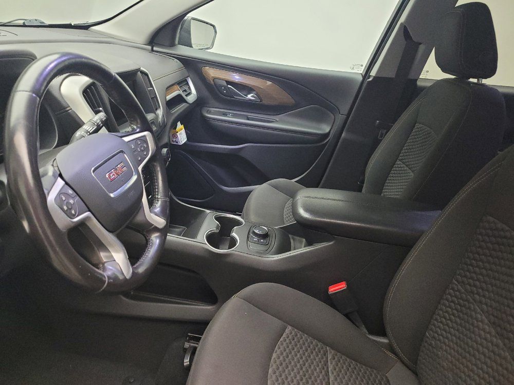 Used 2021 GMC Terrain SLE FWD image 17
