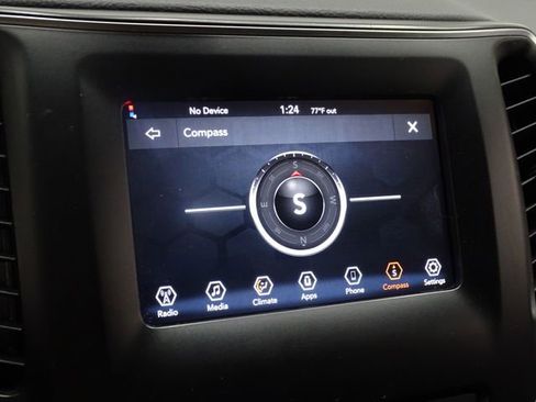 Used 2019 Jeep Cherokee Latitude w/ Popular Appearance Group FWD image 35