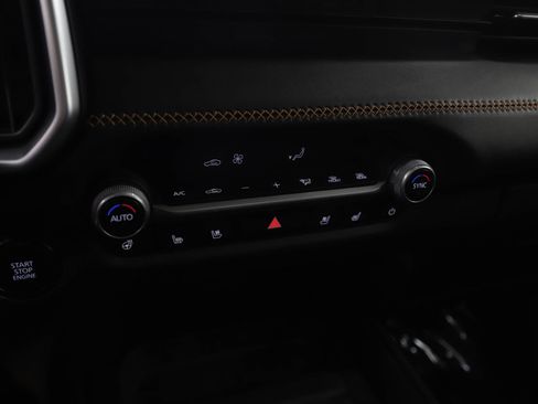 Used 2024 MAZDA CX-50 AWD 2.5 Turbo image 21