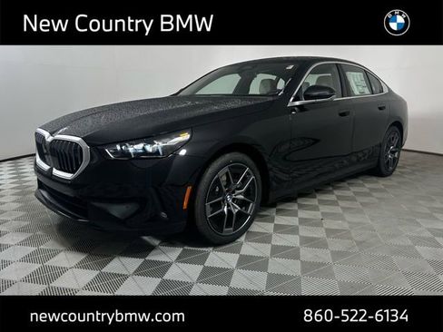 New 2026 BMW 540i xDrive w/ Executive Package image 3