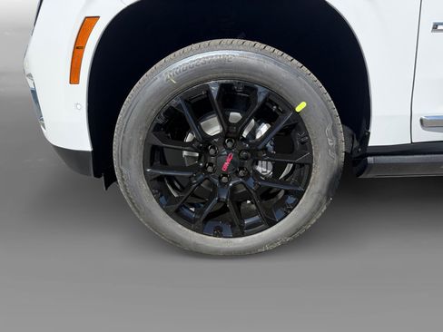 New 2026 GMC Yukon XL Denali w/ Sun & Power Step Package AWD/4WD image 9