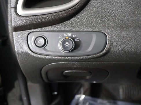 Used 2020 Chevrolet Trax LS w/ Tint and Cruise Package FWD image 30