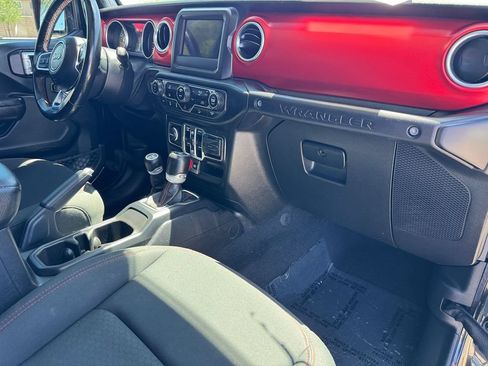 Used 2020 Jeep Wrangler Unlimited Rubicon AWD/4WD image 6