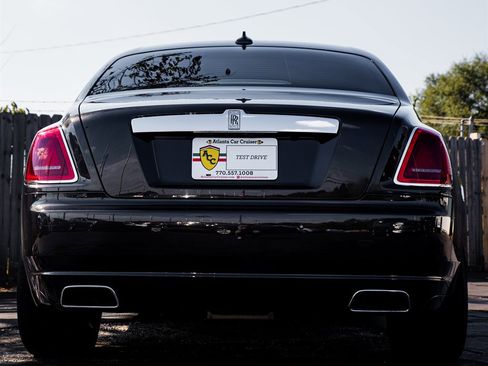 Used 2014 Rolls-Royce Ghost image 8
