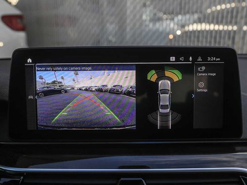 Certified 2023 BMW 530e w/ M Sport Package image 20