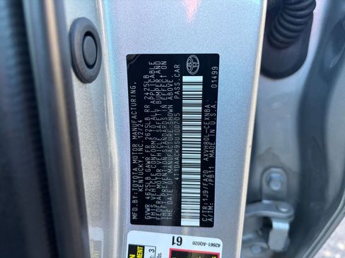 Used 2025 Toyota Camry LE image 28