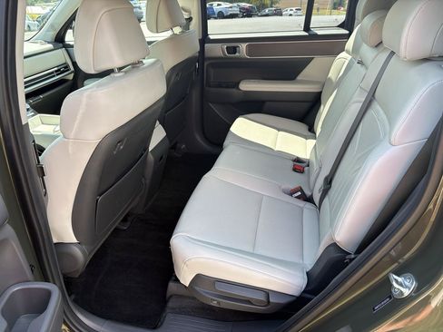Used 2024 Hyundai Santa Fe SEL AWD/4WD image 17
