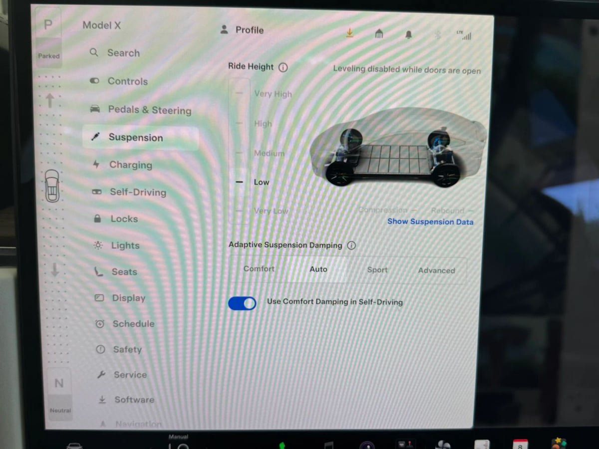 Used 2023 Tesla Model X AWD/4WD image 37