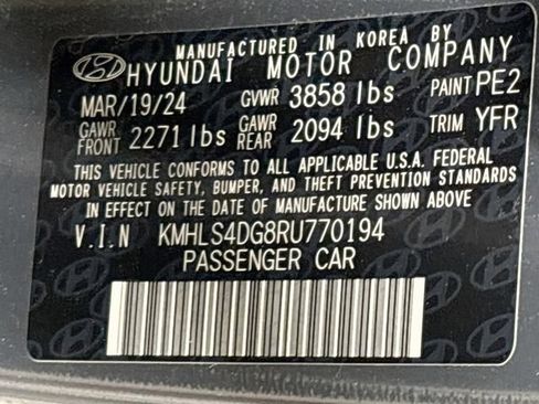Used 2024 Hyundai Elantra SEL w/ Convenience Package FWD image 24