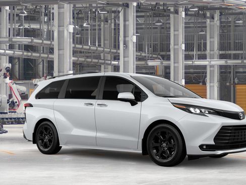 New 2026 Toyota Sienna XLE Woodland Edition image 14