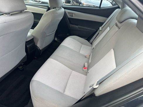 Used 2015 Toyota Corolla L image 30