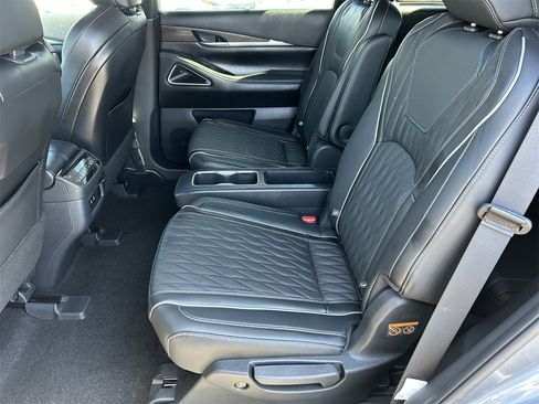 New 2026 INFINITI QX60 Autograph w/ Dark Cargo Package image 16