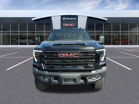 Used 2024 GMC Sierra 2500 AT4X w/ AT4X AEV Edition image 8