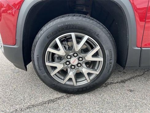 Used 2023 GMC Acadia SLE w/ Driver Convenience Package image 29