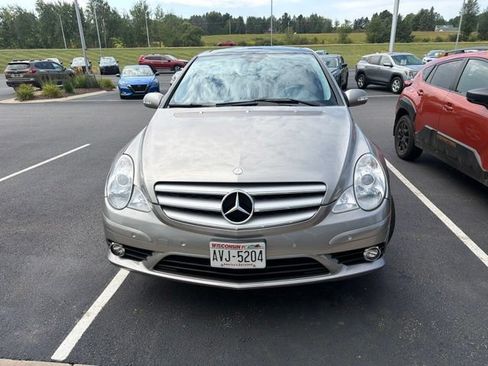 Used 2008 Mercedes-Benz R 350 4MATIC image 2