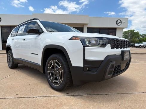 New 2026 Jeep Cherokee Laredo AWD/4WD image 3