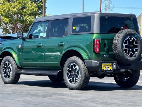 New 2025 Ford Bronco Outer Banks AWD/4WD image 13