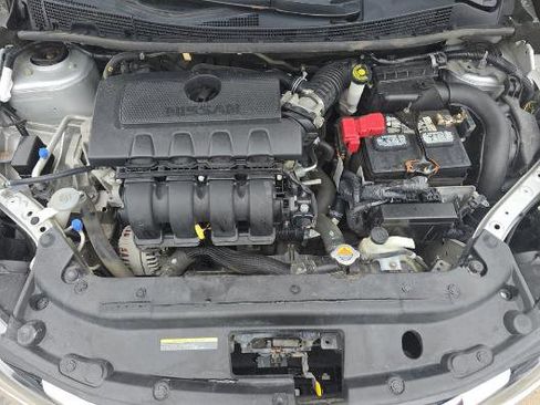 Used 2019 Nissan Sentra S image 7