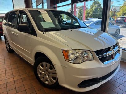 Used 2016 Dodge Grand Caravan SE w/ Quick Order Package 29E SE