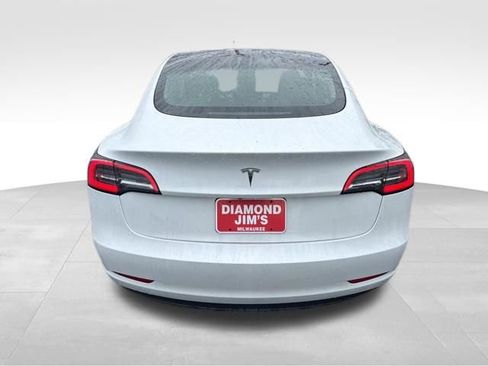 Used 2023 Tesla Model 3 Standard Range RWD image 4