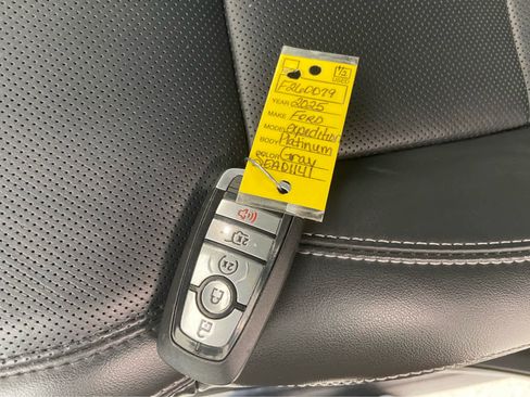 Used 2025 Ford Expedition Platinum AWD/4WD image 52