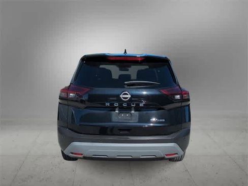 Used 2023 Nissan Rogue SV image 7