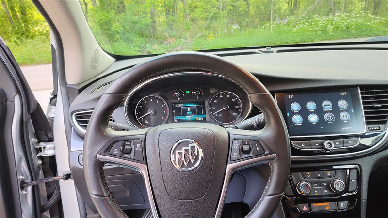 Used 2018 Buick Encore Preferred AWD/4WD image 9