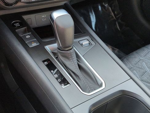 New 2026 Nissan Kicks SV FWD image 18