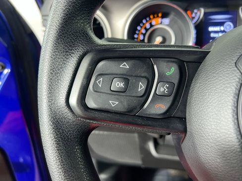 Used 2018 Jeep Wrangler Unlimited Sport image 16