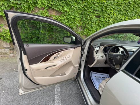 Used 2014 Buick LaCrosse Leather AWD/4WD image 11