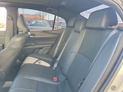 Used 2025 Toyota Camry XSE AWD/4WD image 12