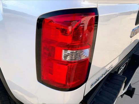 Used 2018 GMC Sierra 3500 Denali w/ Duramax Plus Package AWD/4WD image 29