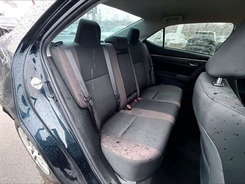 Used 2019 Toyota Corolla LE image 19